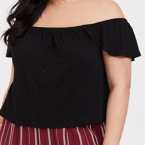 Torrid Black Off Shoulder Button Front Crop - Picture 1 of 4